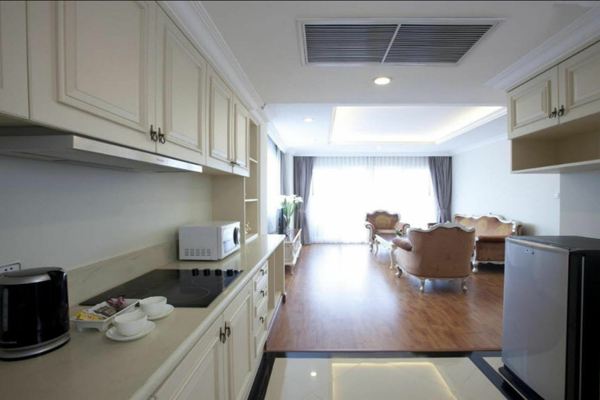 Lk Noble Suite Pattaya Exterior photo